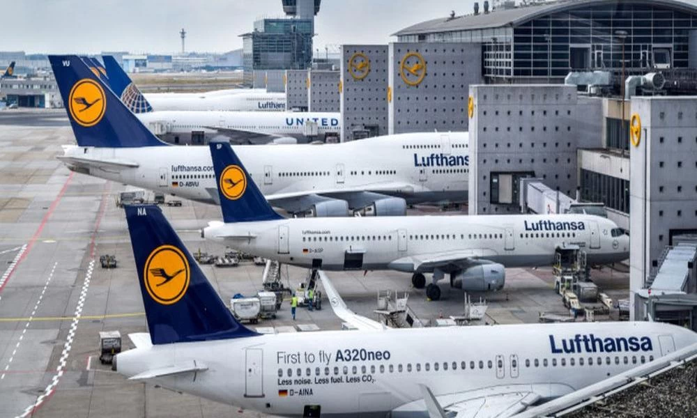 Υπό κατάρρευση η Lufthansa - Πακέτο βοήθειας 10 δισ. ευρώ